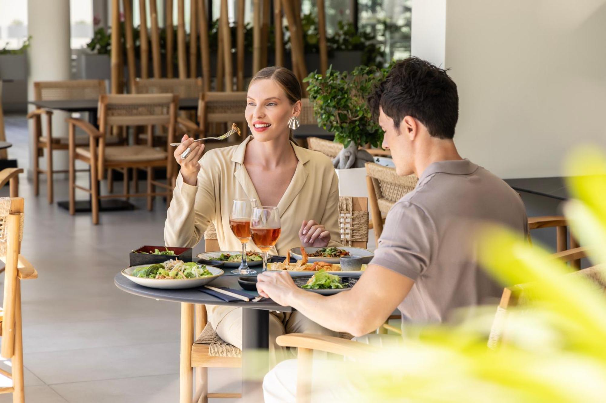 Ivi Mare - Designed For Adults By Louis Hotels Geroskipou エクステリア 写真 Restaurant